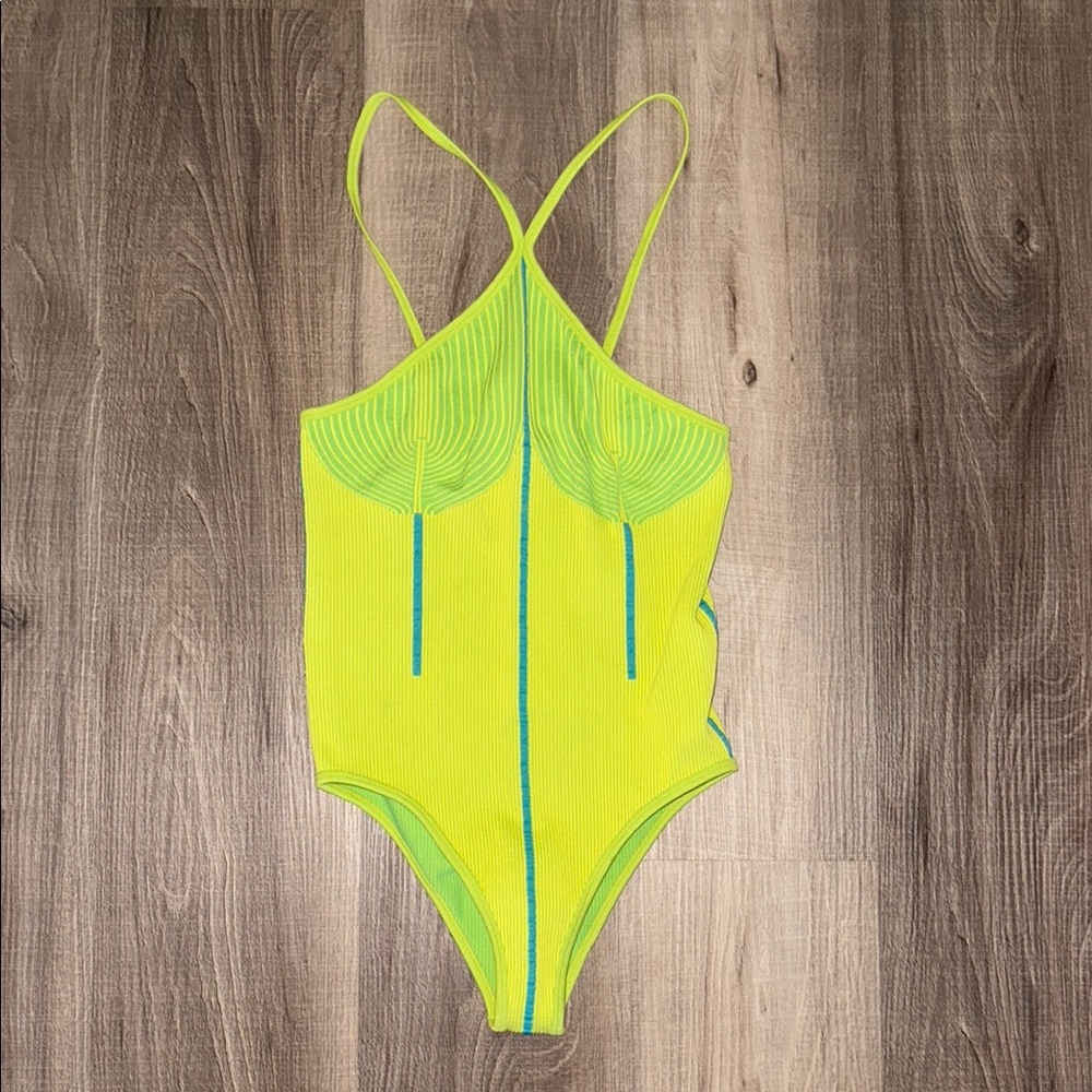 💚 NWT ZARA LIME GREEN BODYSUIT M/L 💚